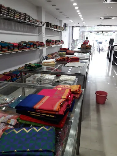 SM Silks